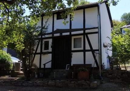 Huehnerstaellchen Dumpelfeld Luaran gambar